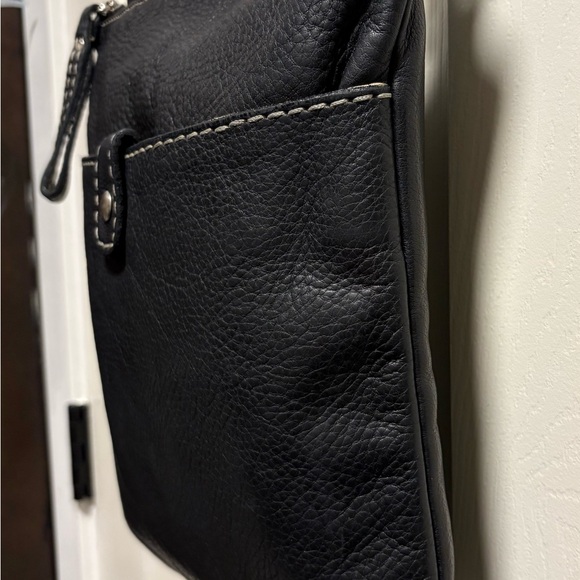Roots Black Leather Crossbody Bag - Picture 3 of 10